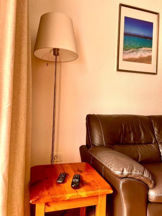 Sunny 2-Bedroom Apartment In Parque Santiago II Playa de las Americas  Eksteriør bilde