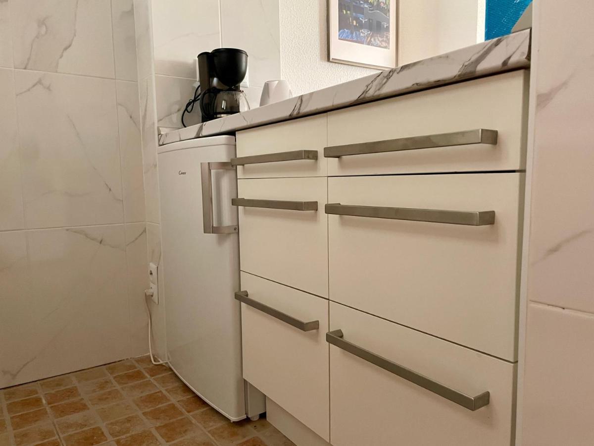 Sunny 2-Bedroom Apartment In Parque Santiago II Playa de las Americas  Eksteriør bilde
