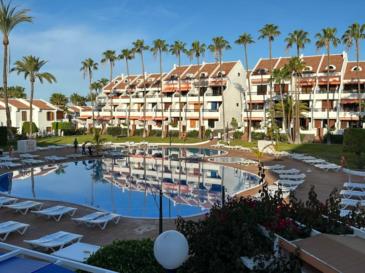 Sunny 2-Bedroom Apartment In Parque Santiago II Playa de las Americas  Eksteriør bilde