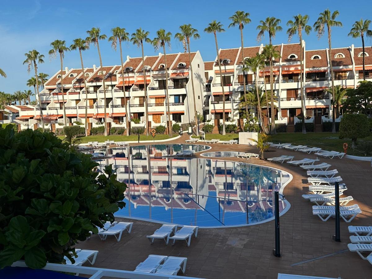 Sunny 2-Bedroom Apartment In Parque Santiago II Playa de las Americas  Eksteriør bilde