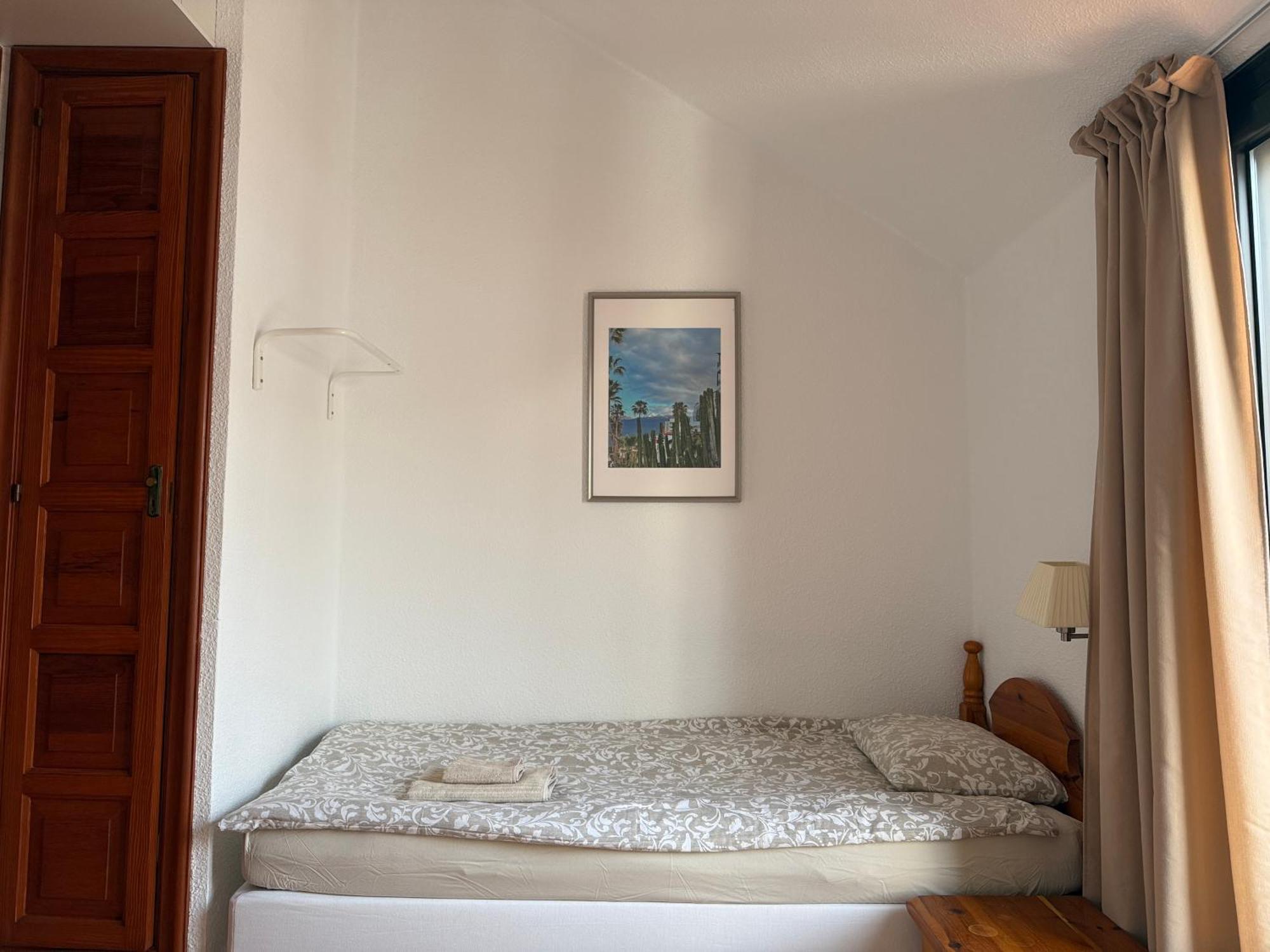 Sunny 2-Bedroom Apartment In Parque Santiago II Playa de las Americas  Eksteriør bilde