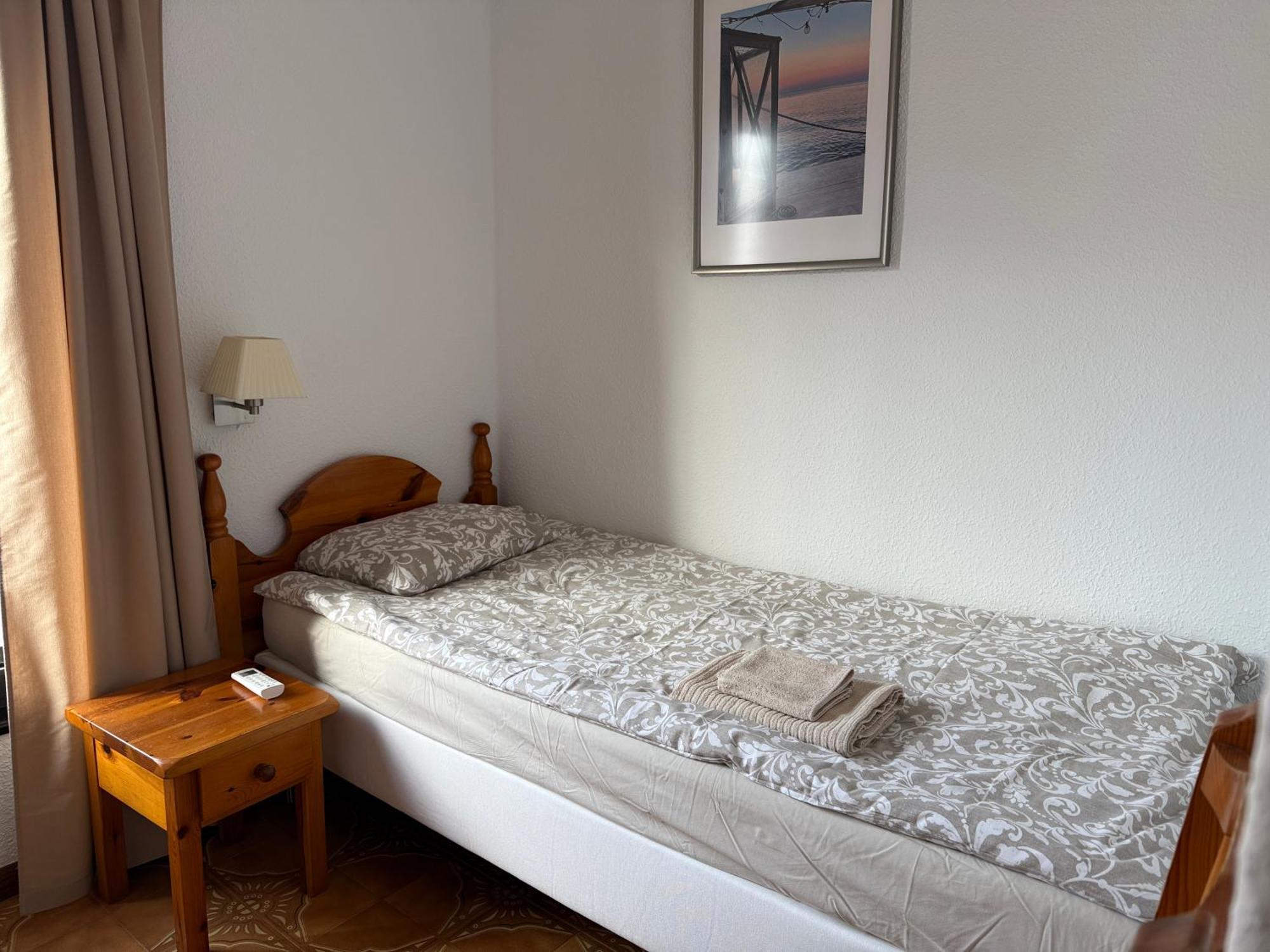 Sunny 2-Bedroom Apartment In Parque Santiago II Playa de las Americas  Eksteriør bilde